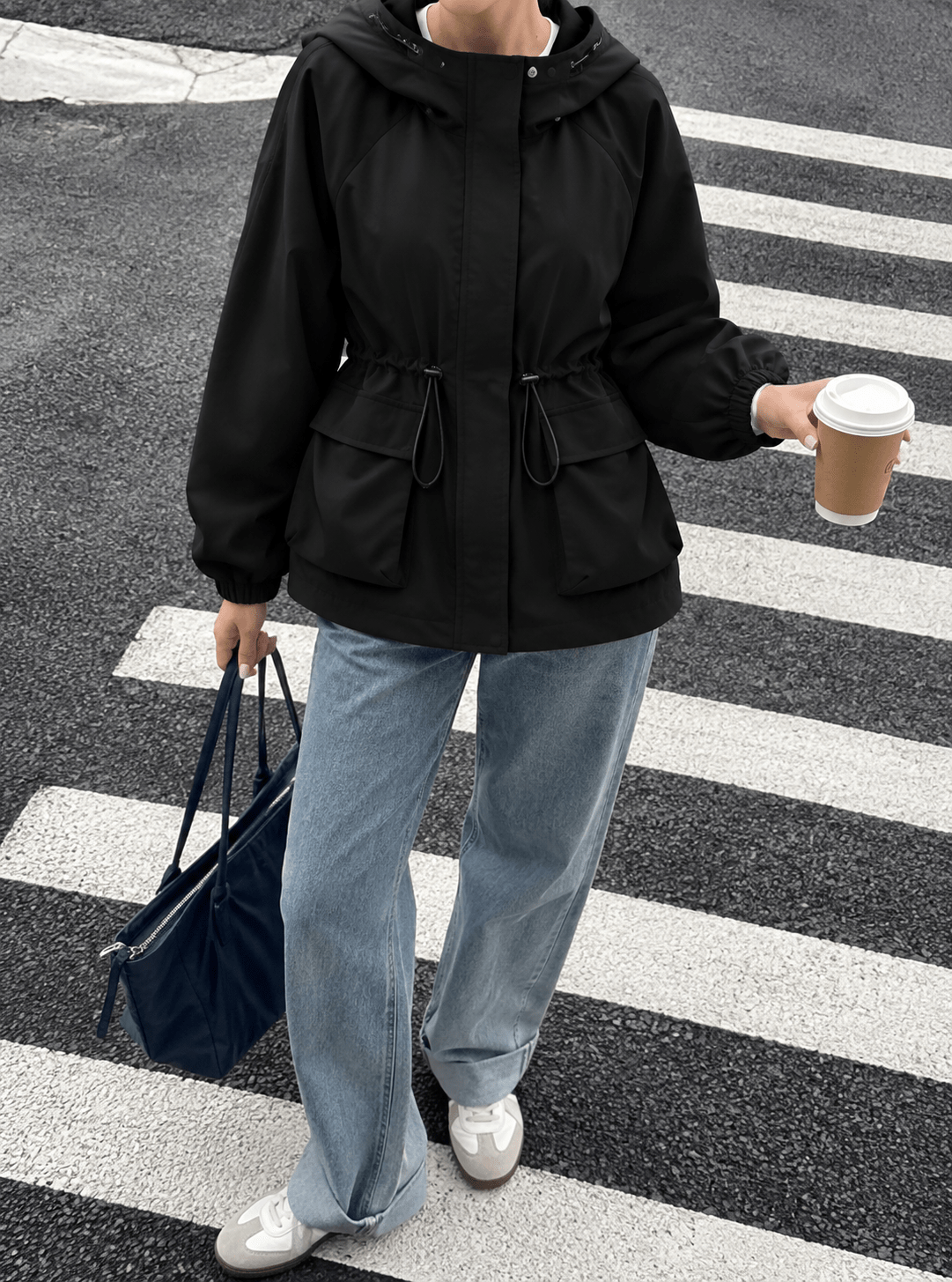 Chaqueta Adelia impermeable con capucha