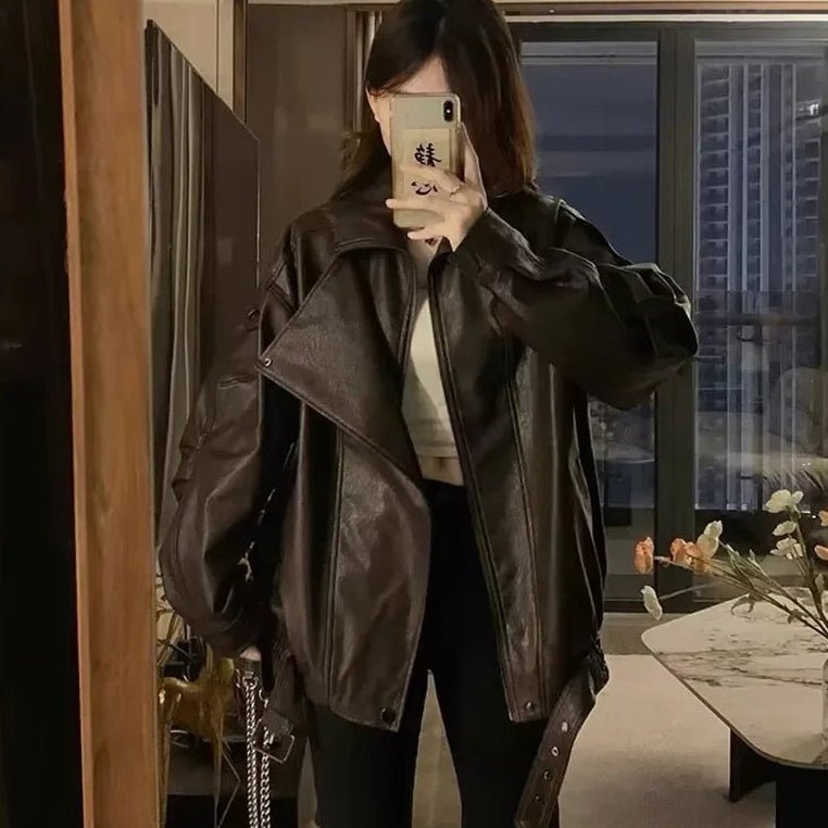 Chaqueta de cuero sintético asimétrica Carla