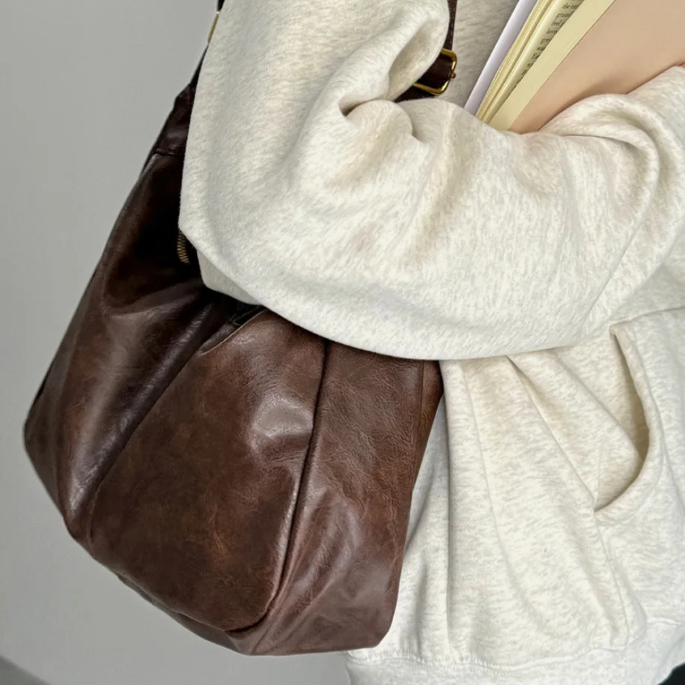 BOLSO DE PIEL