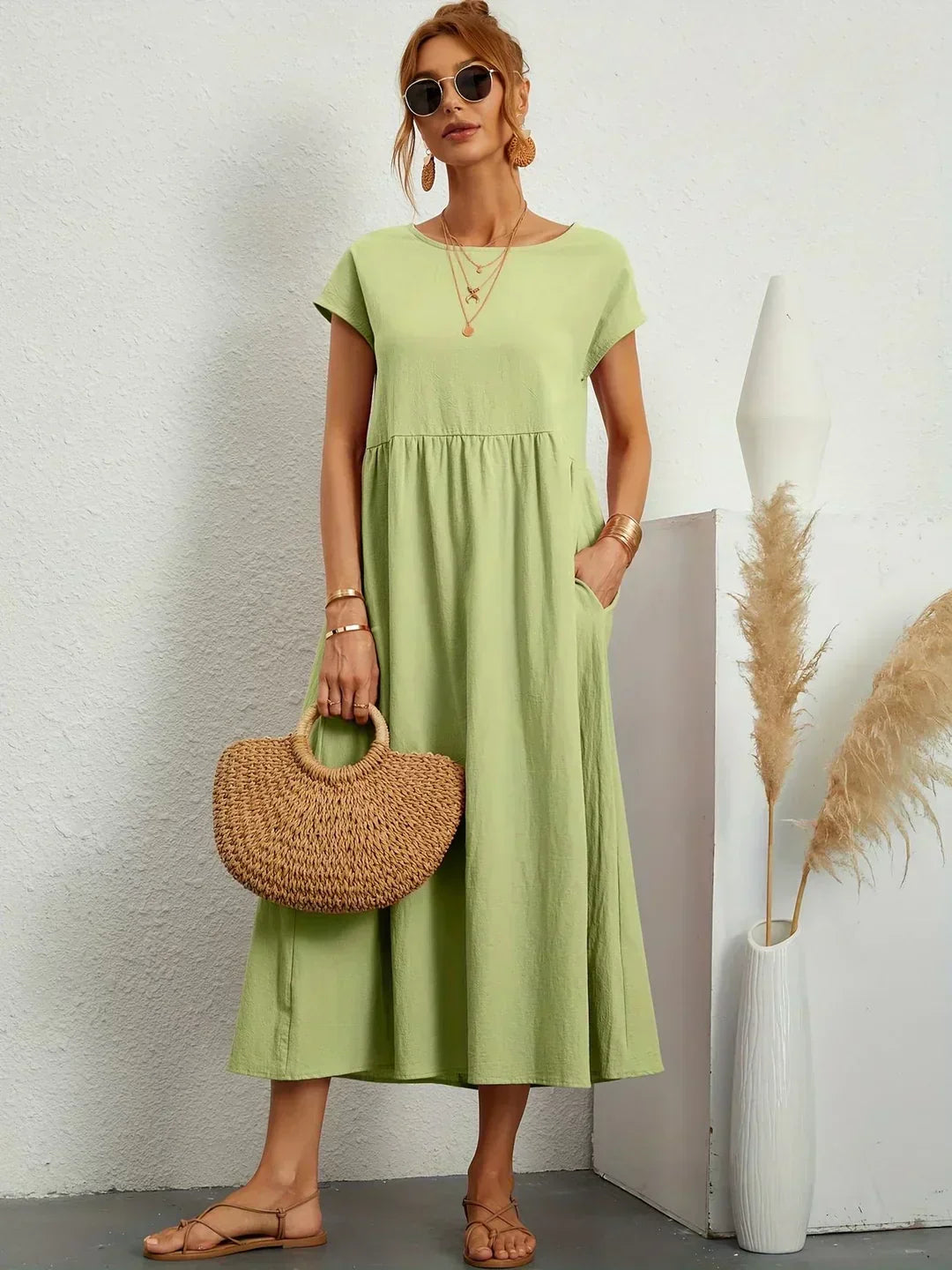 VESTIDO MEDIO FLUIDO ATEMPORAL
