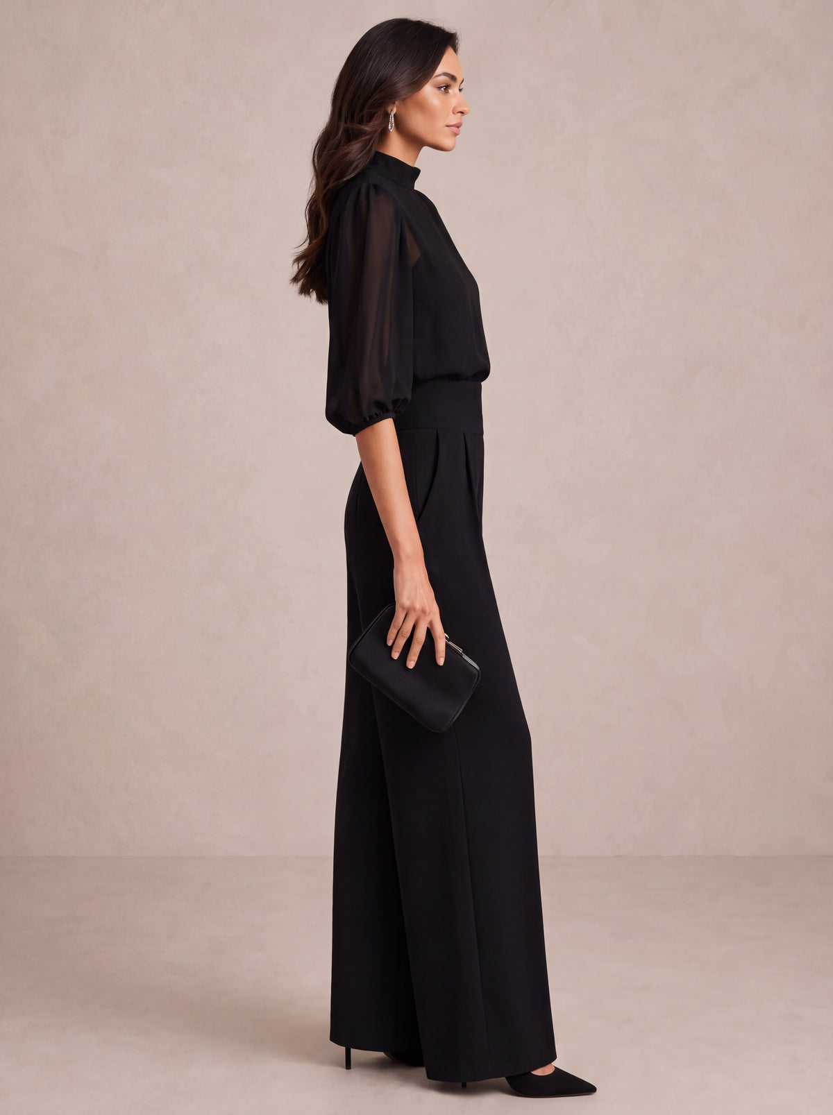 Valéria | Conjunto de tres piezas con top transparente y pantalón de pierna ancha