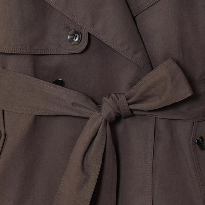 Gabardina corta Alianna con cinturón