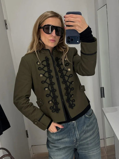 Chaqueta Napoleon Becky con hebilla de nudo de cuerda
