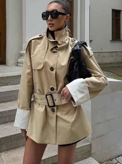 Gabardina con Puños en Contraste Brenda