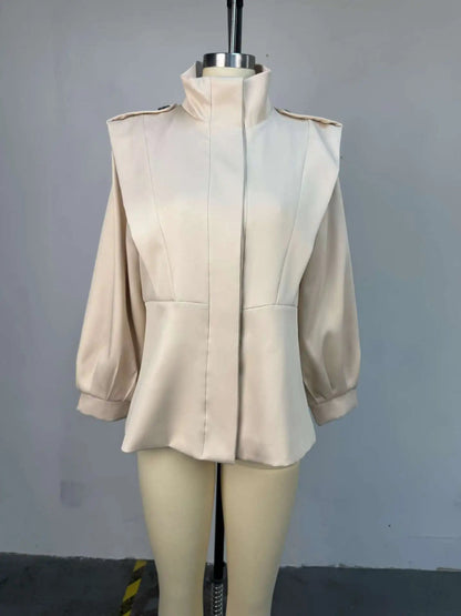 Gabardina corta Camille con cinturón