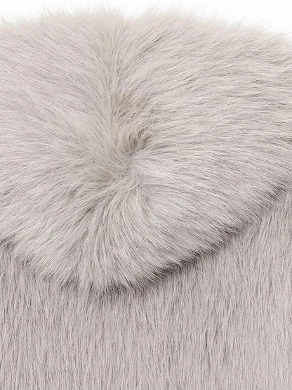 Chaqueta con capucha de piel sintética Dana