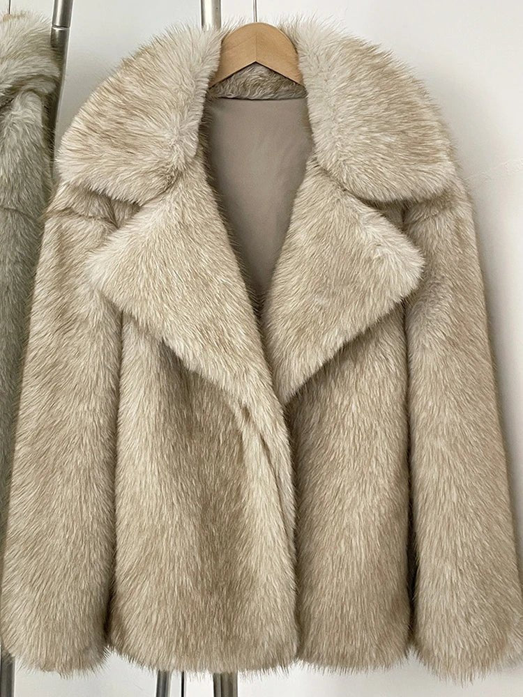 Chaqueta esponjosa de longitud media Darcy