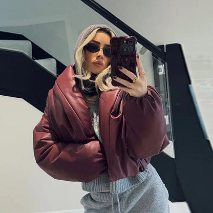 Chaqueta de cuero sintético con solapa Lara