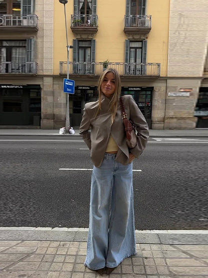 Blazer Noa de corte sólido con cuello alto