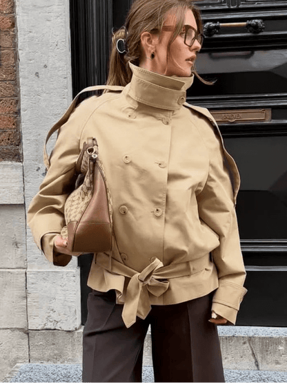 Gabardina Corta con Cordones Phoebe