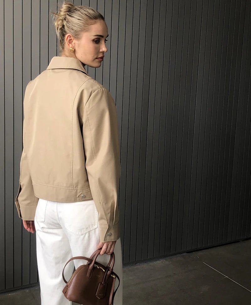 Chaqueta Sandra corta con bolsillos de solapa