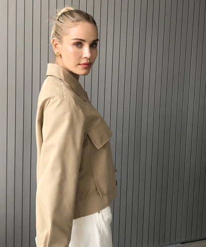 Chaqueta Sandra corta con bolsillos de solapa