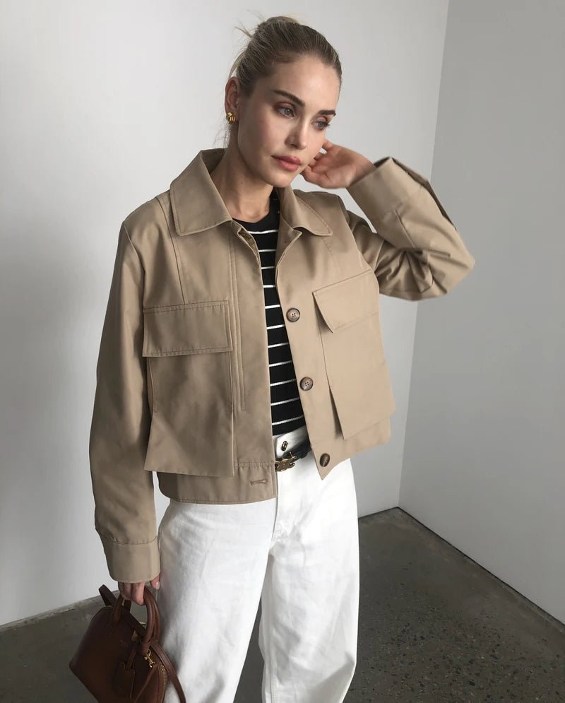 Chaqueta Sandra corta con bolsillos de solapa