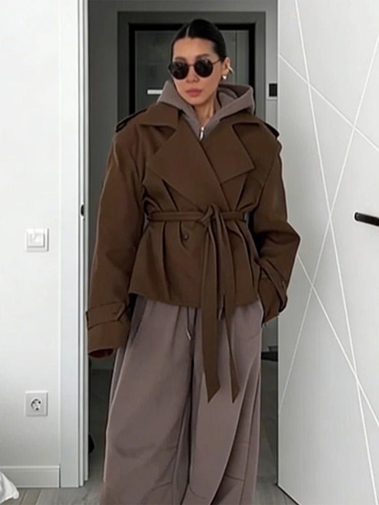 Gabardina Corta con Cordones Sandy