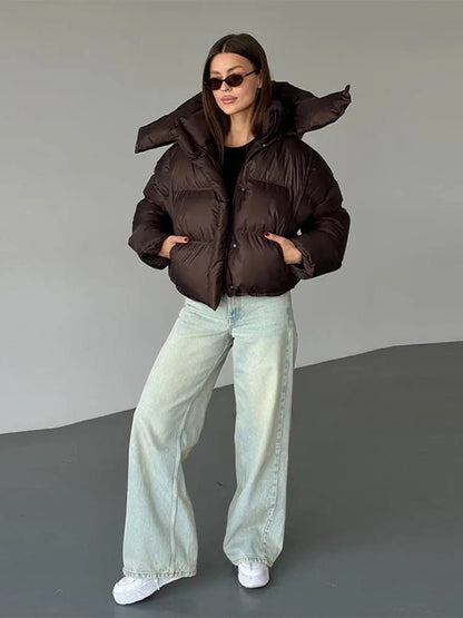 Chaqueta acolchada corta con capucha Sylvia