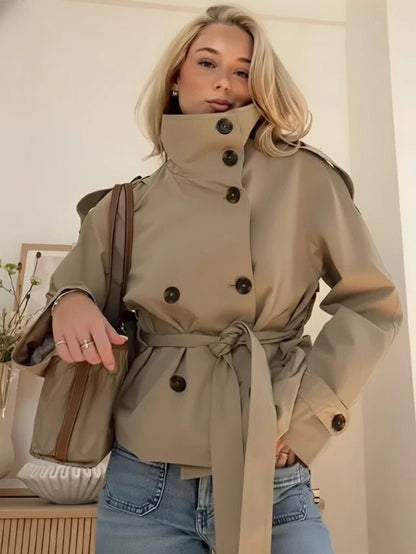 Gabardina Corta con Cinturón Thea