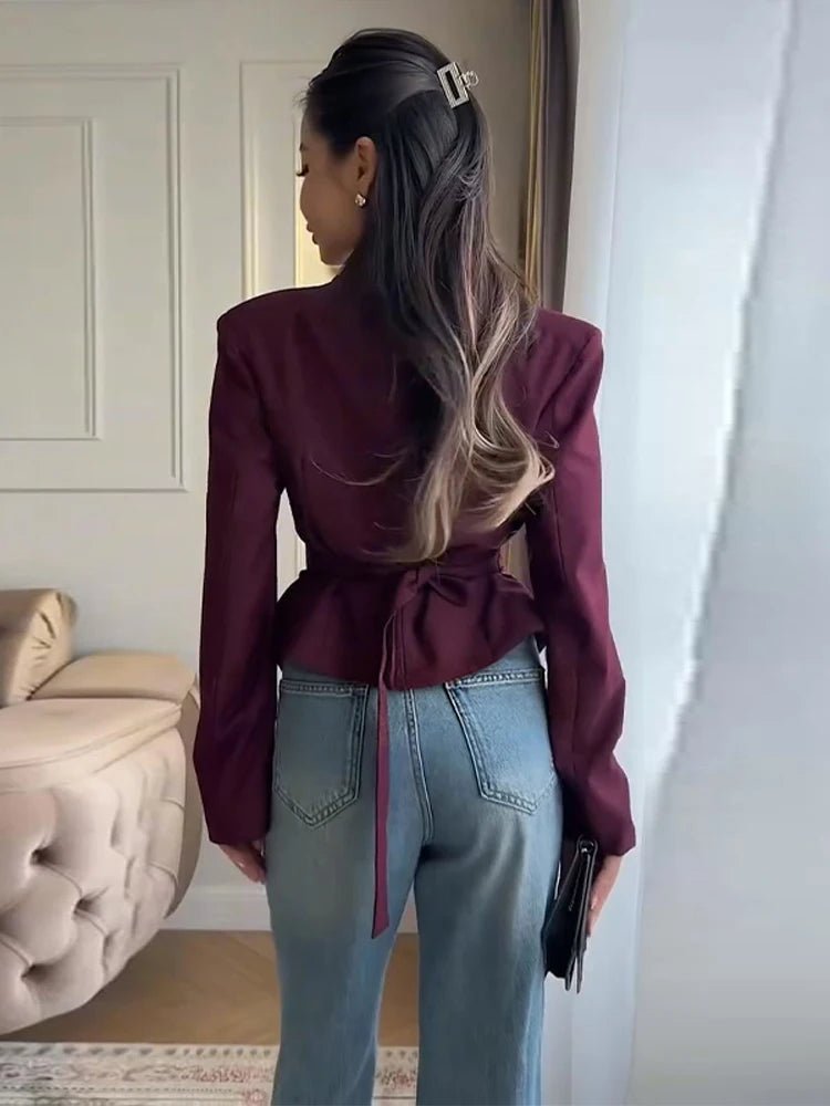 Blazer Entallado con Hombros Marcados Tricia