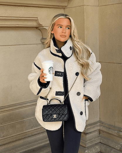 Chaqueta Sherpa con cuello embudo Adela