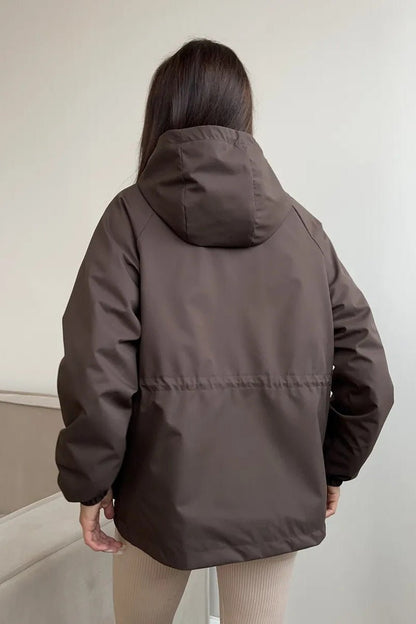 Chaqueta Adelia impermeable con capucha
