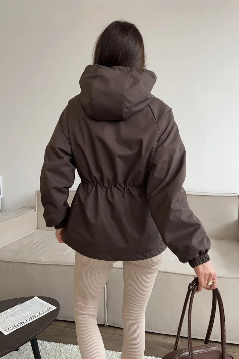 Chaqueta Adelia impermeable con capucha