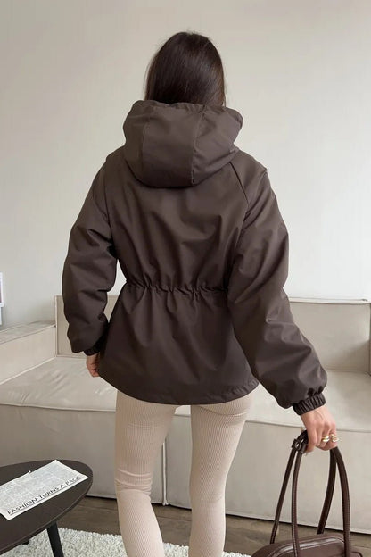 Chaqueta Adelia impermeable con capucha