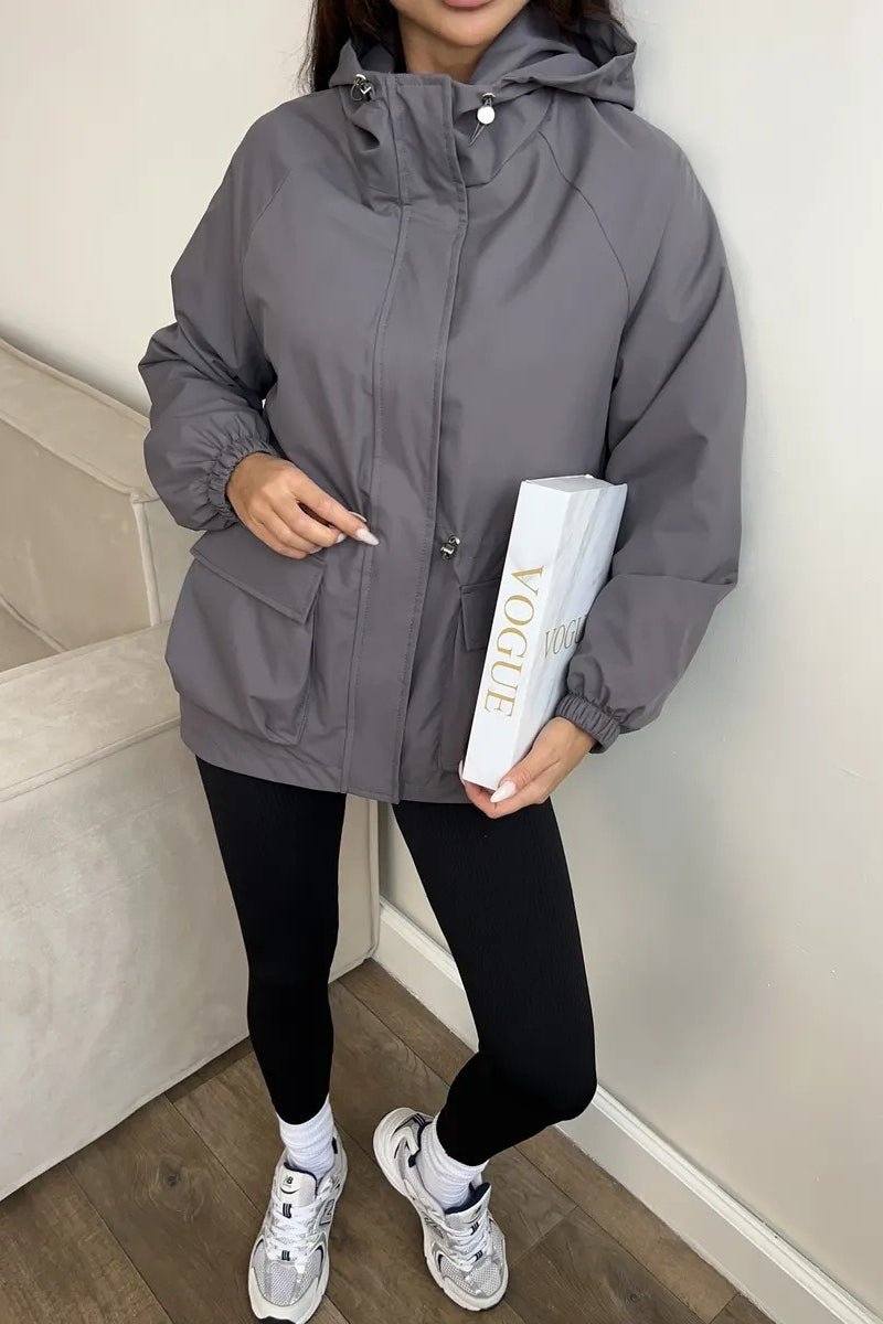 Chaqueta Adelia impermeable con capucha