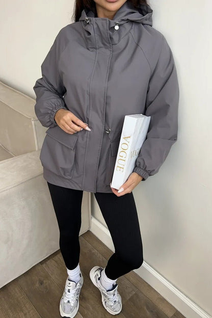 Chaqueta Adelia impermeable con capucha