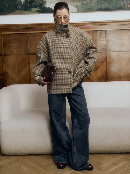 Chaqueta corta Ava con cuello embudo y pata de gallo