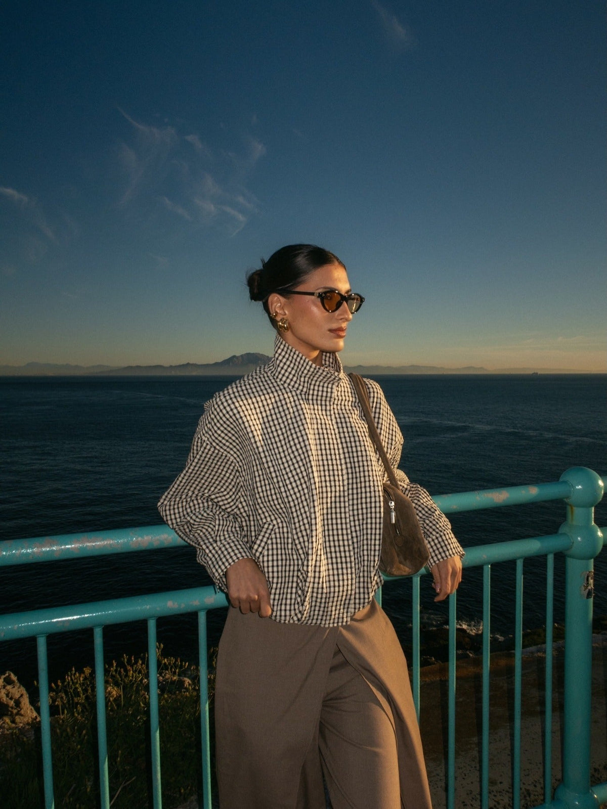 Chaqueta Margot de cuadros con cuello funnel