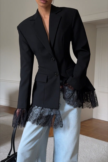 Blazer Colbie con Encaje en el Borde