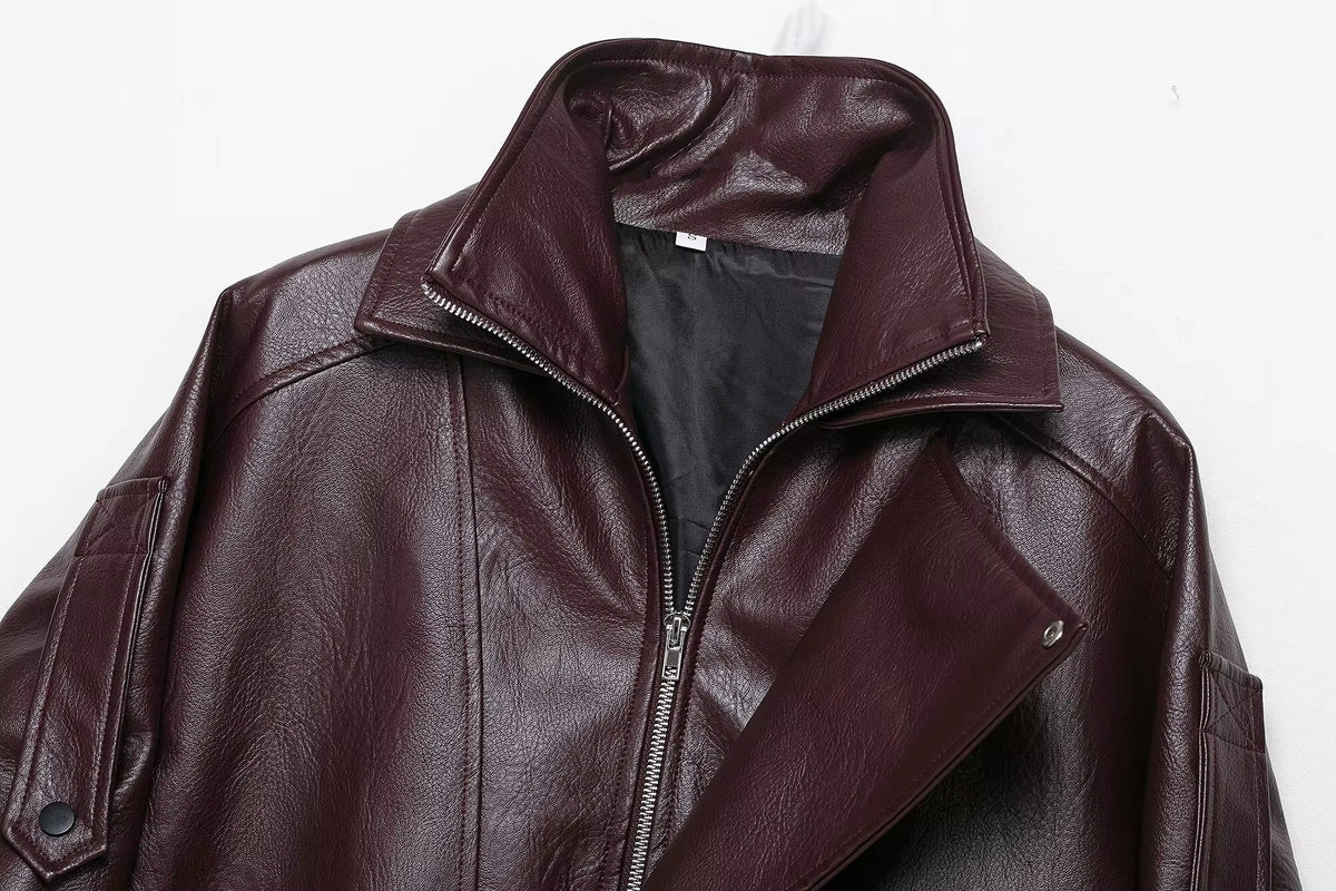 Chaqueta de cuero sintético asimétrica Carla