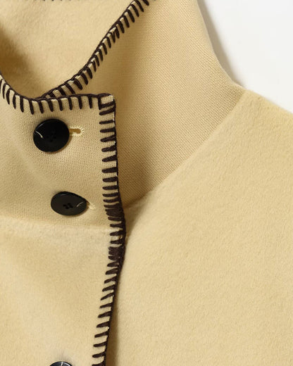 Chaqueta Emily de cuello alto con botones