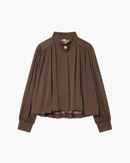 Chaqueta Hilda plisada de cuello alto