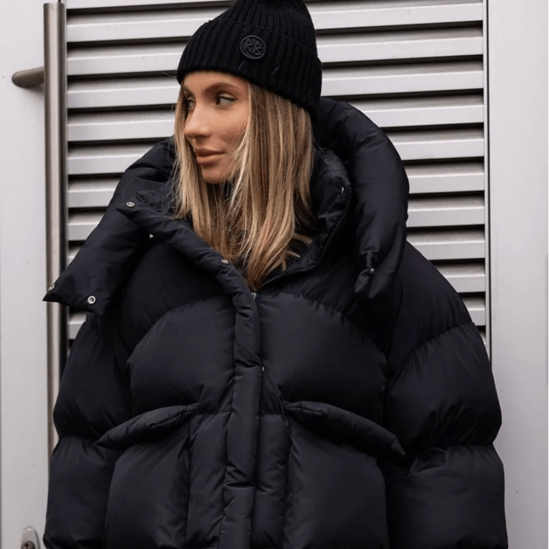 Janine Abrigo Acolchado con Capucha