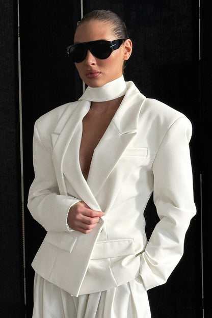 Blazer Janna de un Botón con Cuello Bufanda