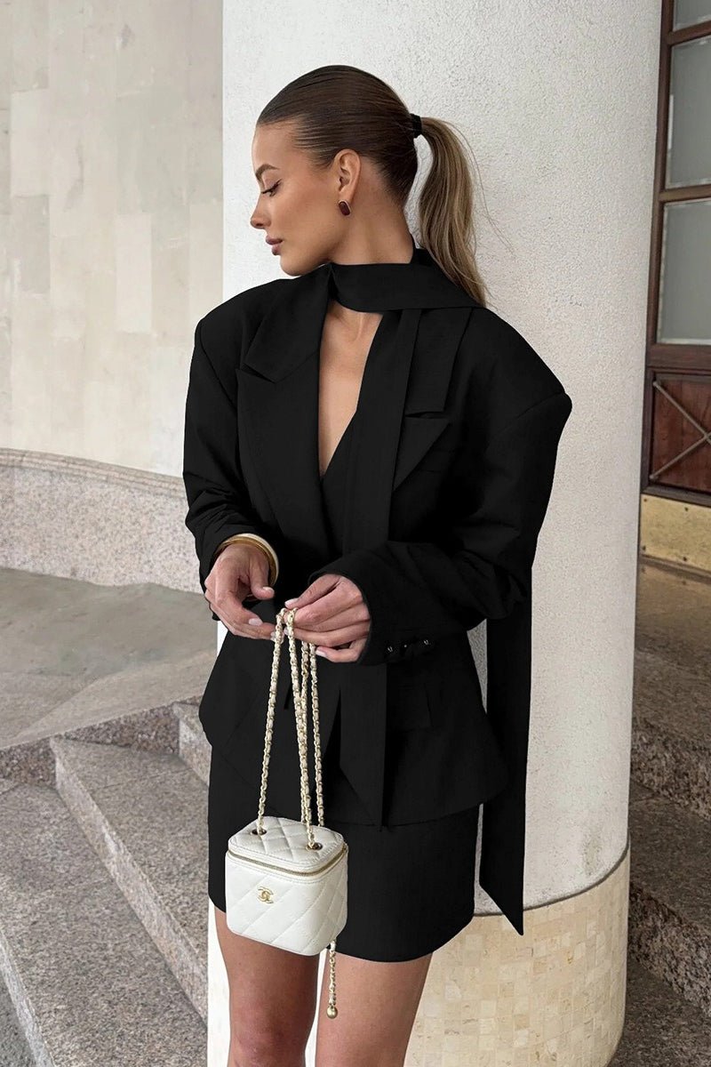Blazer Janna de un Botón con Cuello Bufanda