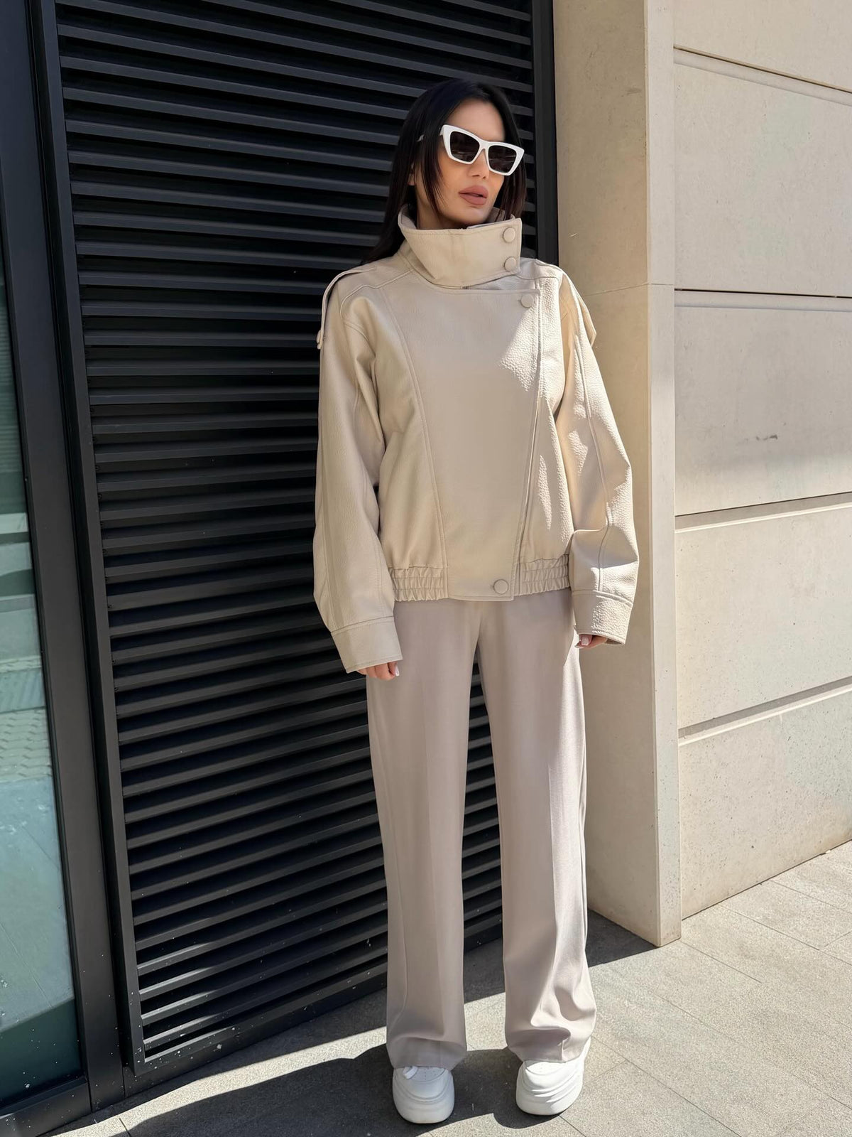 Chaqueta de Imitación Cuero con Cremallera Asimétrica Joyce