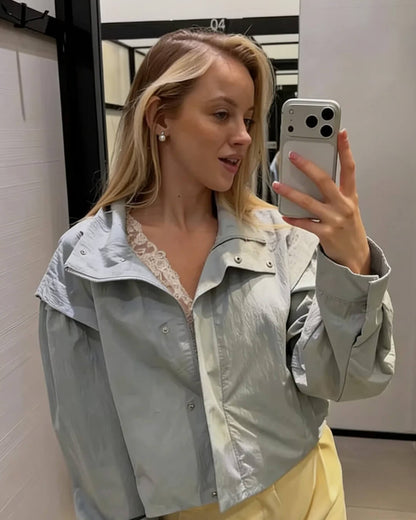 Chaqueta corta Melisande de cuello alto