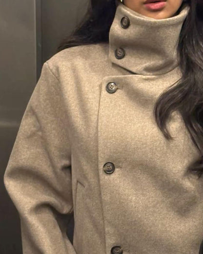 Chaqueta Ramona con cuello alto