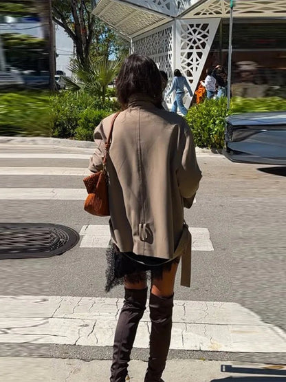 Gabardina Corta con Cinturón Saddie