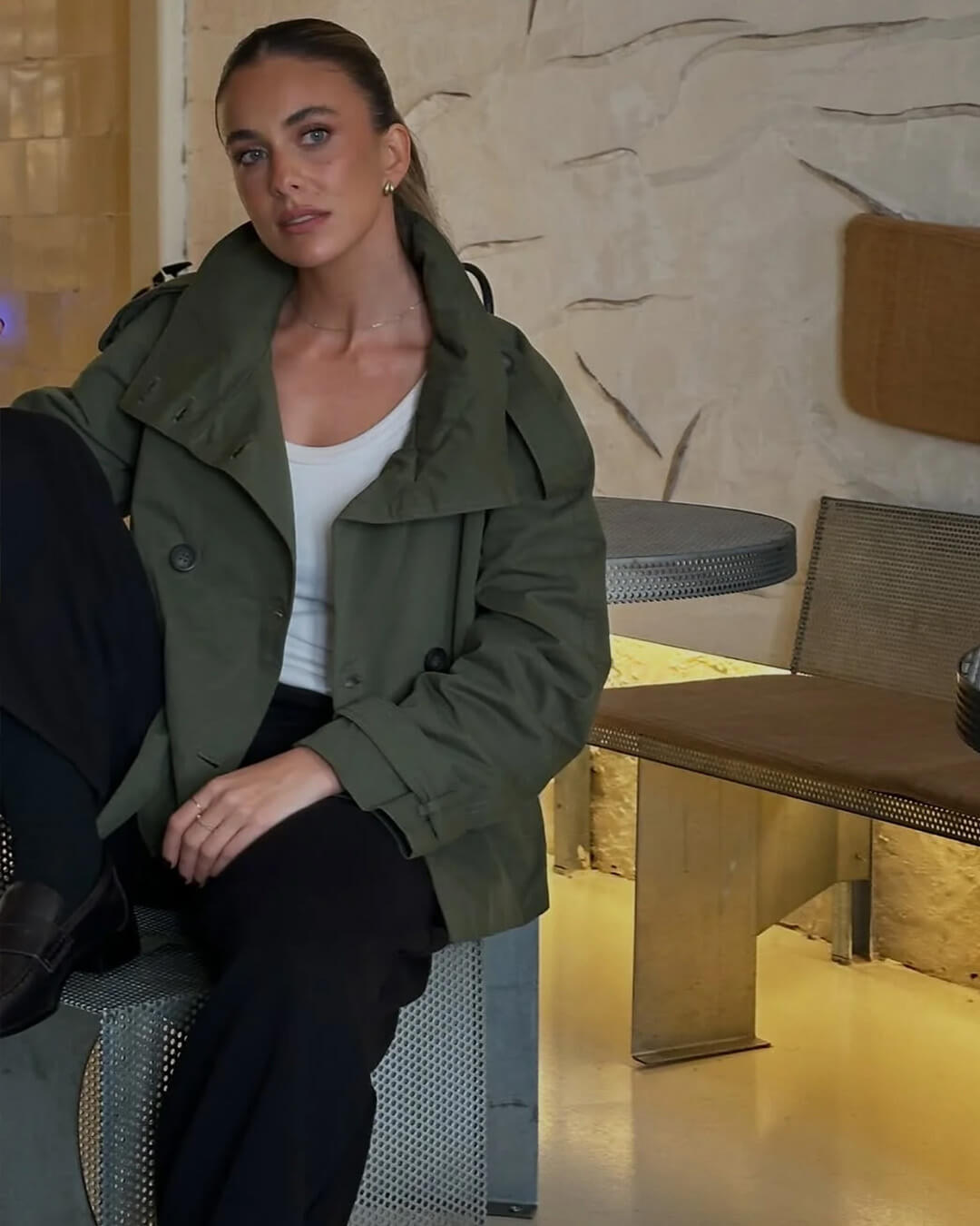 Gabardina Corta con Cinturón Thea