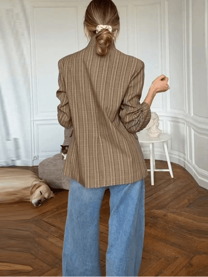 Chaqueta de traje de rayas con cuello alto Willow
