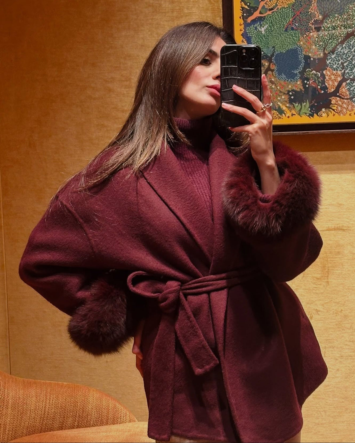 Abrigo de lana con puños de piel sintética de zorro