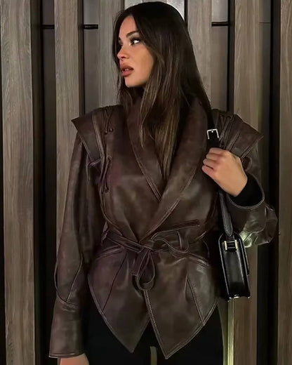 Chaqueta de cuero sintético estilo biker Zyra