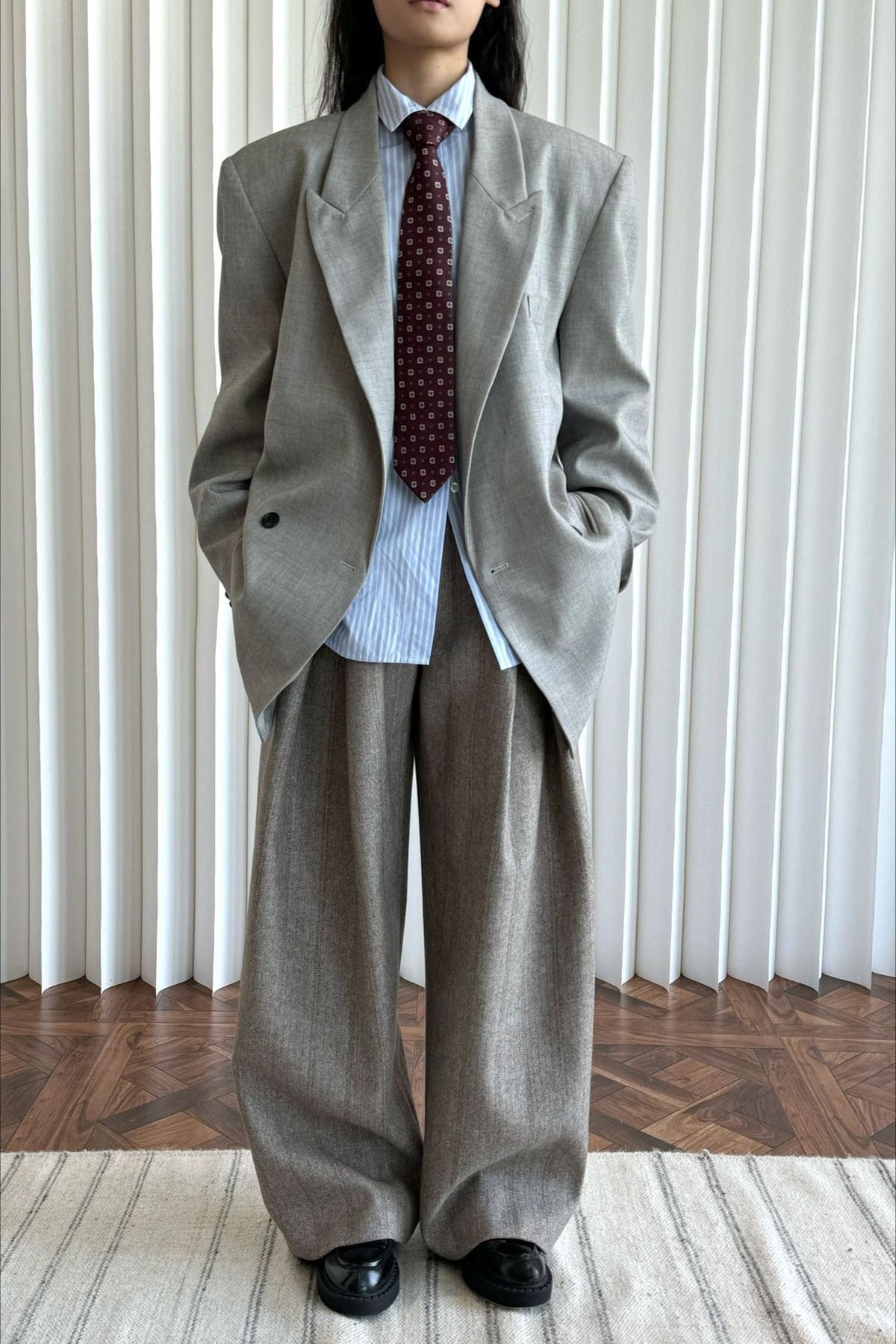 Blazer Akira con hombros estructurados