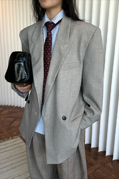 Blazer Akira con hombros estructurados