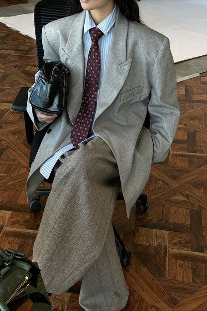 Blazer Akira con hombros estructurados